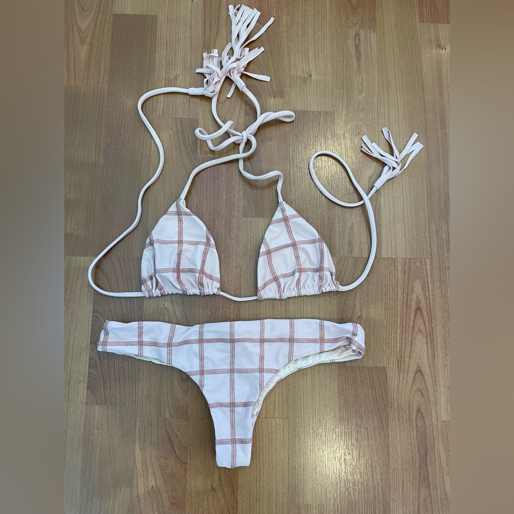 Acacia Set